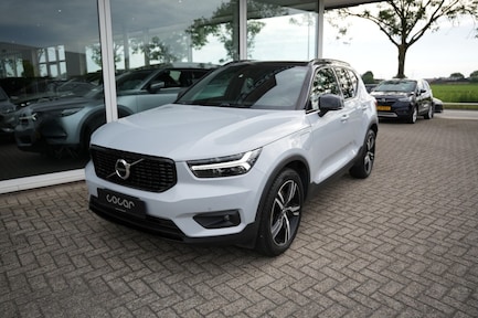 Volvo XC40 0