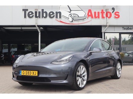 Tesla Model 3 0