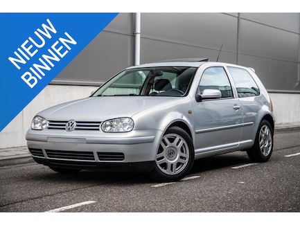 Volkswagen Golf 0