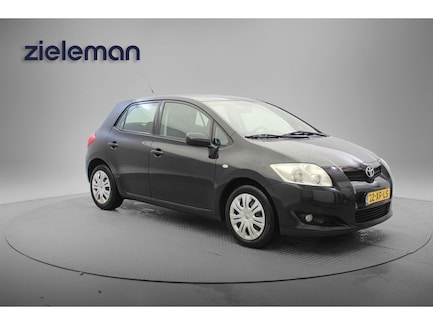 Toyota Auris 0