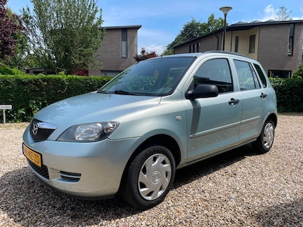 Mazda 2 0
