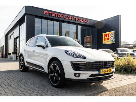 Porsche Macan 0