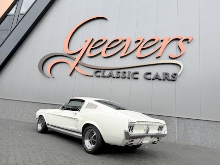 Ford Mustang 0