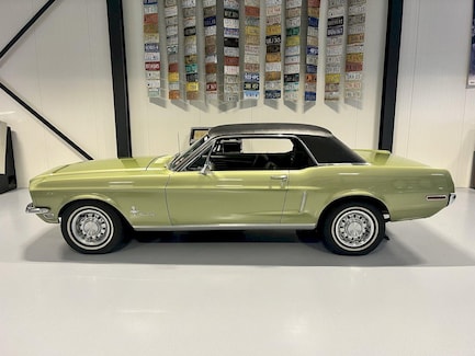 Ford Mustang 0