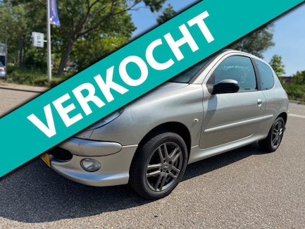 Peugeot 206 0