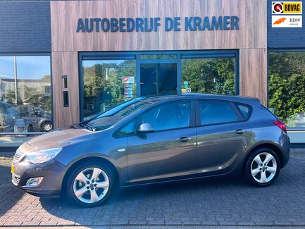 Opel Astra 0