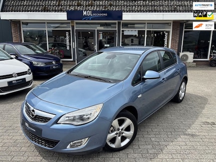 Opel Astra 0