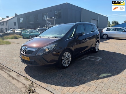 Opel Zafira 0
