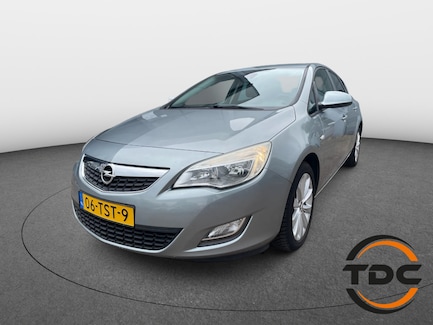 Opel Astra 0