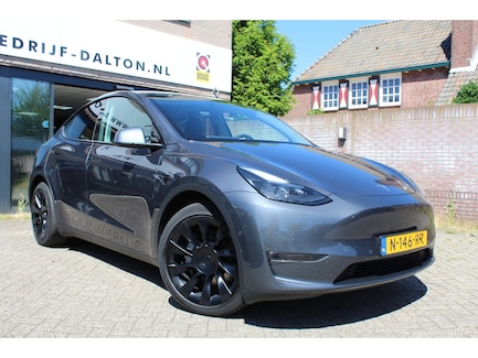 Tesla Model Y 0