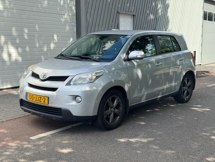 Toyota Urban Cruiser 0