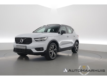 Volvo XC40 0