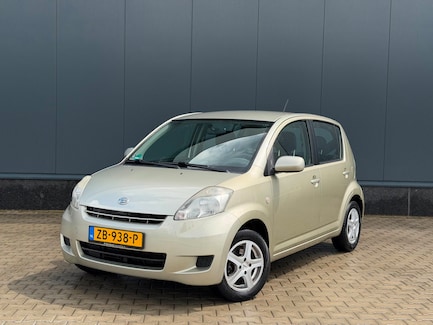 Daihatsu Sirion 0