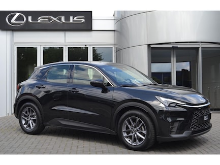 Lexus LBX 0