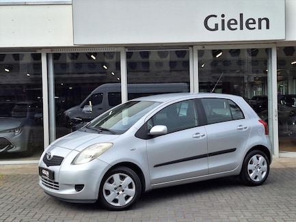 Toyota Yaris 0