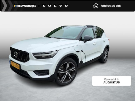Volvo XC40 0