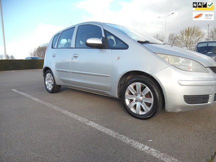 Mitsubishi Colt 0