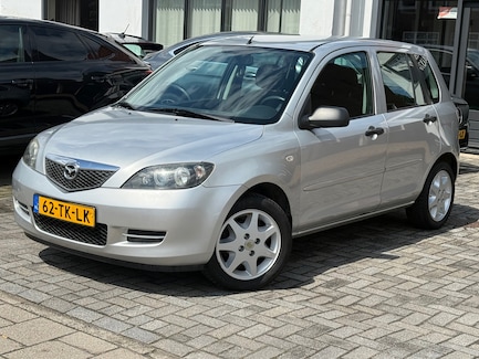 Mazda 2 0
