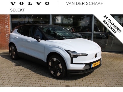 Volvo EX30 0