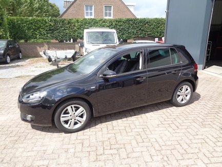Volkswagen Golf 0