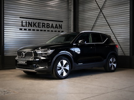 Volvo XC40 0