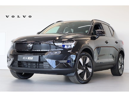 Volvo EX40 0