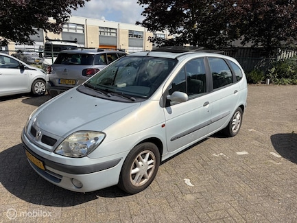 Renault Scenic 0