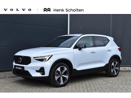 Volvo XC40 0