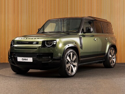 Land Rover Defender 0