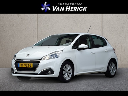 Peugeot 208 0