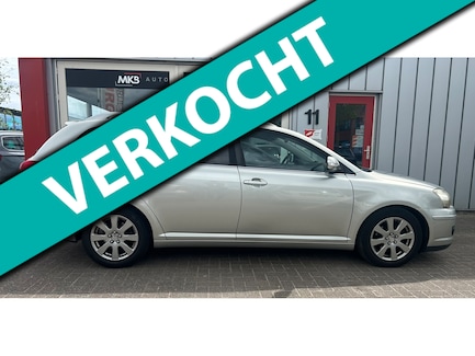 Toyota Avensis 0