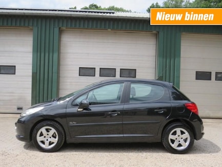 Peugeot 207 0