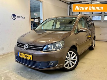Volkswagen Touran 0