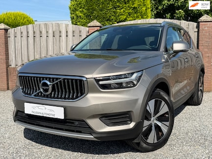 Volvo XC40 0