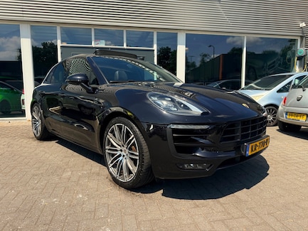 Porsche Macan 0