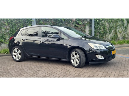 Opel Astra 0