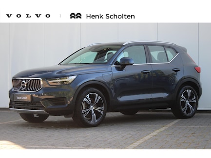 Volvo XC40 0