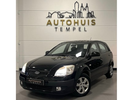 Kia Rio 0