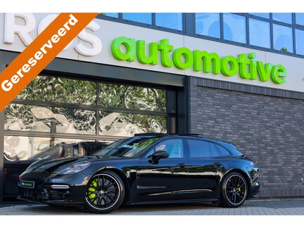 Porsche Panamera 0
