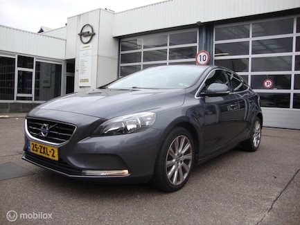 Volvo V40 0