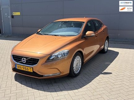 Volvo V40 0