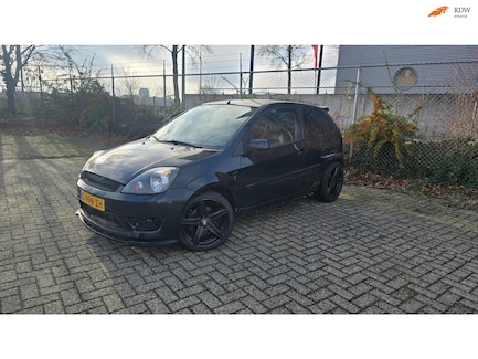 Ford Fiesta 0