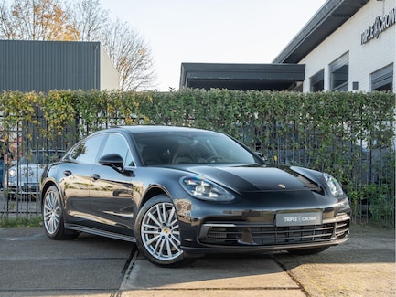 Porsche Panamera 0