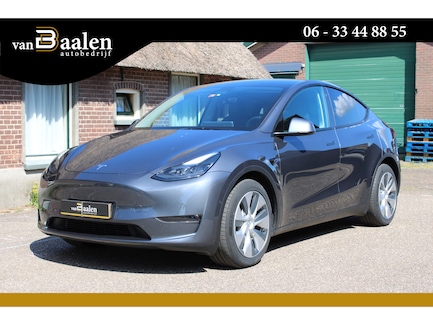 Tesla Model Y 0