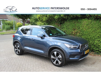 Volvo XC40 0