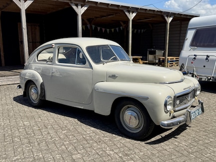 Volvo PV444 0