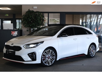 Kia ProCeed 0