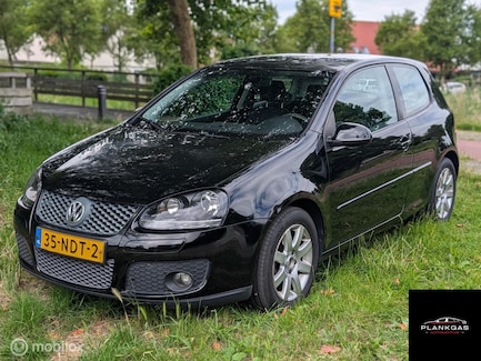 Volkswagen Golf 0