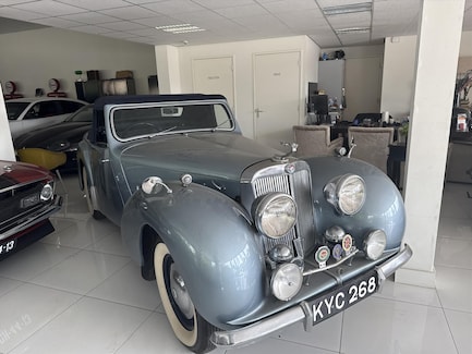 Triumph Roadster 0