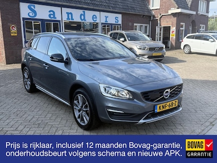 Volvo V60 Cross Country 0